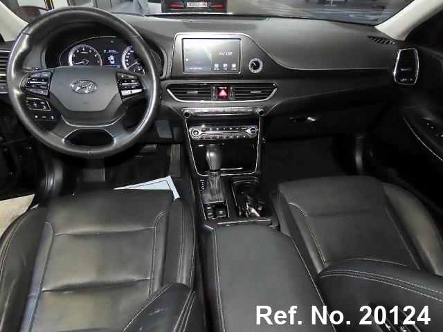  Hyundai / Grandeur Stock No. 20124